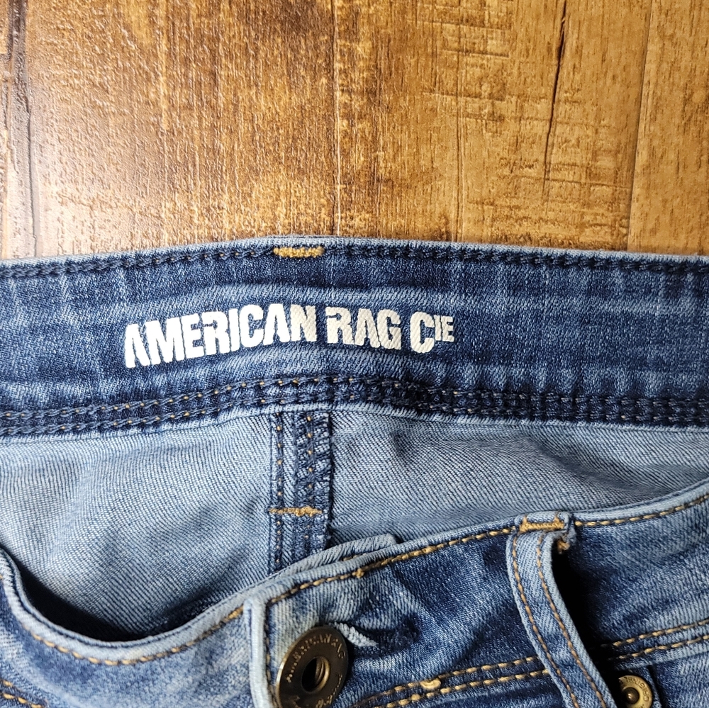 American Rag Cie Floral Embroidered Denim Jeans - Picture 4 of 5